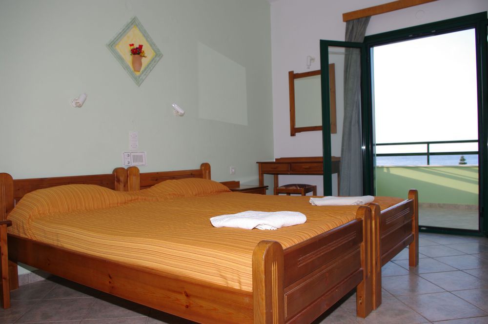 Manos Palace Bali  Kamer foto